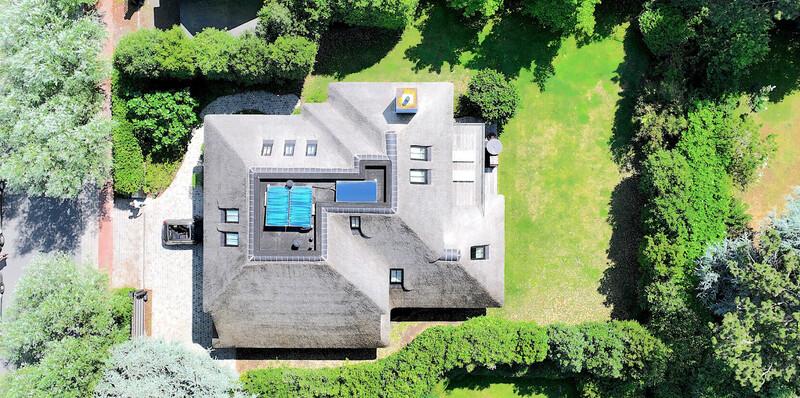 Luxusvilla im Wald von Knokke nahe dem Royal Zoute Golf Club, Außenansicht