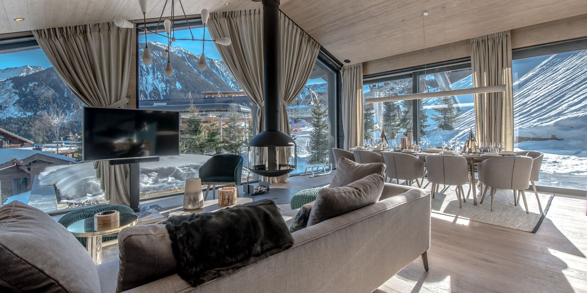 Luxus-Chalet mieten Courchevel, Ferien Chalet Miete Courchvel,chalet ecosse courchevel, chalet hillary courchevel, Chalet zur Vermietung courchevel, Chalet mit Pool Courchevel, chalet black lodge courchevel, Courchevel, Sotheby's ​C​ourchevel, AirBnB ​C​ourchevel, le Collectionist ​C​ourchevel, Luxury Chalet Courchevel​, Chalet Super g Courchevel, Chalet Hilary Courchevel, chalet black lodge Courchevel​, james Courchevel​, luxury rentals courchevel, butler service courchevel, Chalet Ecosse Courchevel, Luxus-Ferienwohnung mieten in Courchevel, Ferienvilla zur Miete in Courchevel, Exklusive Ferienwohnung Courchevel, Luxus-Ferienhaus in Courchevel, 5-Sterne Ferienwohnung in Courchevel, Chalet mieten in Courchevel, Luxus-Apartment zur Miete in Courchevel, Ferienwohnung Courchevel mit Ski-in/Ski-out, Luxus-Ferienhaus mit Pool in Courchevel, Privat-Chalet zur Miete in Courchevel, Ferienwohnung in Courchevel mit Concierge-Service, Luxus-Ferienhaus Courchevel mit Aussicht, Chalet zur Miete in Courchevel mit Service