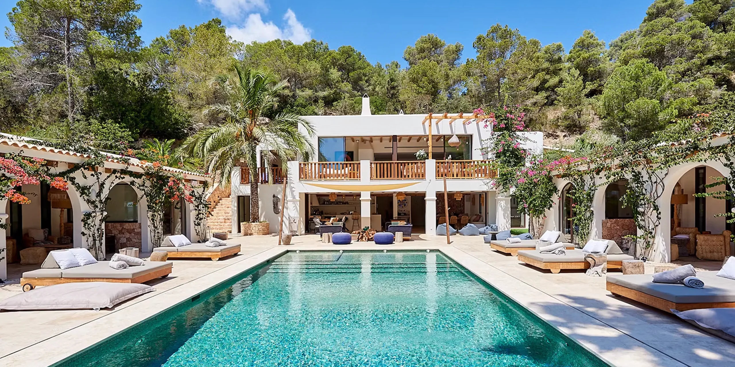 Luxusvilla mieten in Ibiza, Ferienvilla zur Miete in Ibiza, Exklusive Villa Ibiza, Luxus-Ferienhaus in Ibiza, Villa mit Pool in Ibiza, Luxusvilla zur Vermietung in Ibiza, Private Villa mieten in Ibiza, 5-Sterne Villa mieten in Ibiza, Luxusvilla Ibiza mit Meerblick, Villa zur Miete in Ibiza mit Concierge-Service, Luxus-Ferienvilla Ibiza mit Garten, Villa mit Aussicht in Ibiza, Luxusvilla zur Miete in Ibiza am Meer. can barda ibiza, james villa ibiza, villa collectionist ibiza